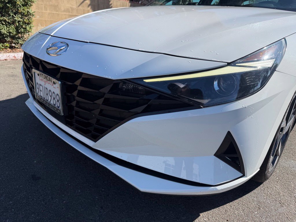 Used 2023 Hyundai Elantra SEL w/ Convenience Package FWD image 7