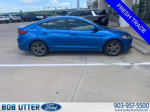 Used 2018 Hyundai Elantra SEL FWD image 3
