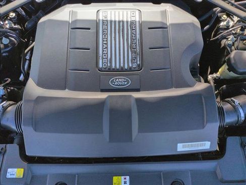 Used 2020 Land Rover Range Rover Autobiography image 24