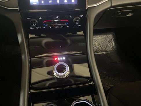 Used 2023 Jeep Grand Cherokee Laredo w/ Luxury Tech Group I image 20