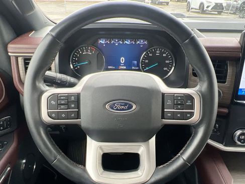 Used 2022 Ford Expedition Max Limited AWD/4WD image 22