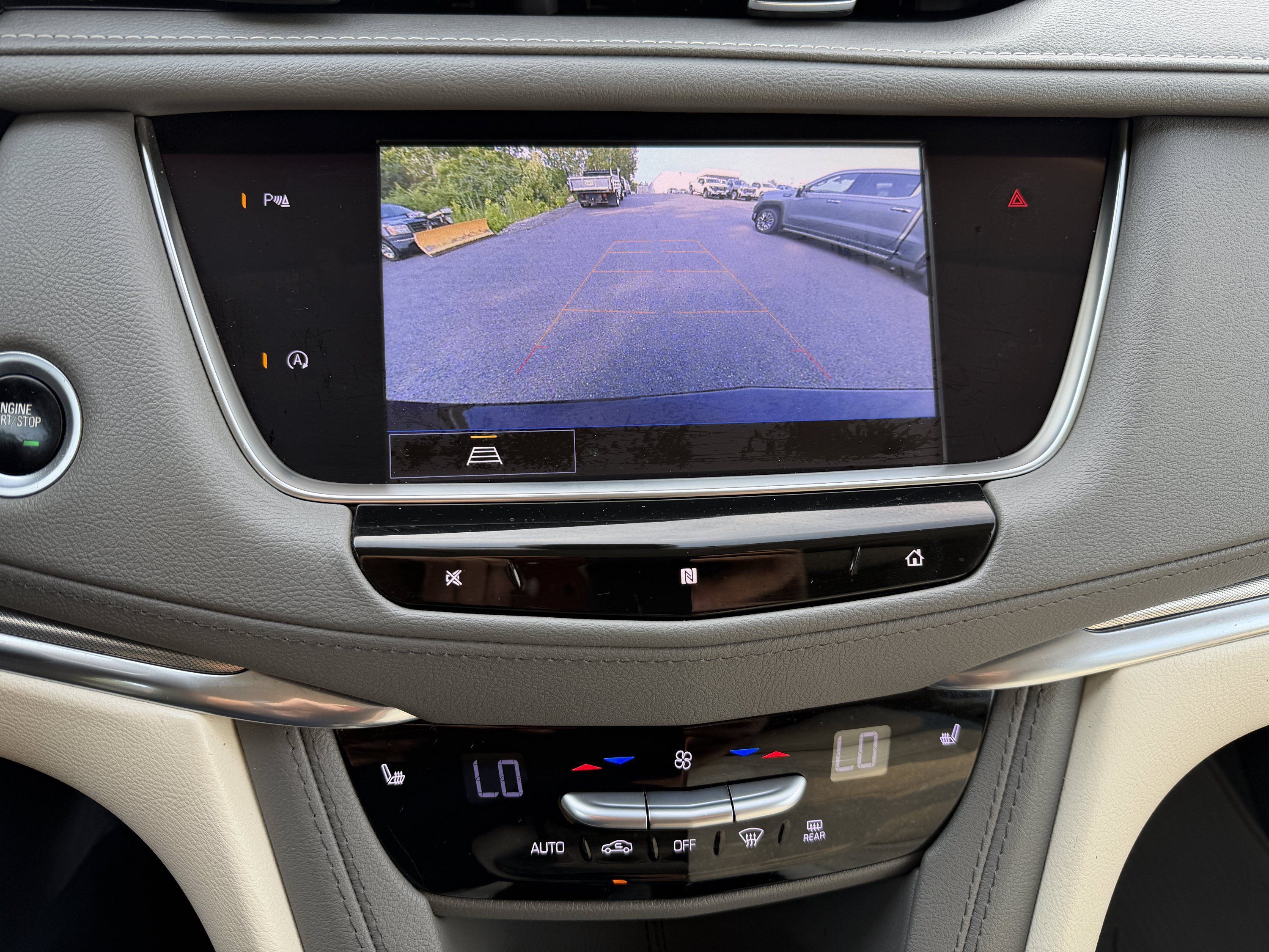 Used 2021 Cadillac XT5 Premium Luxury AWD/4WD image 12