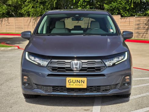 Certified 2025 Honda Odyssey EX-L image 8