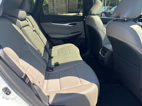 Used 2025 INFINITI QX50 Luxe AWD/4WD image 37