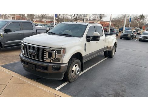 Used 2020 Ford F350 King Ranch w/ King Ranch Ultimate Package image 2