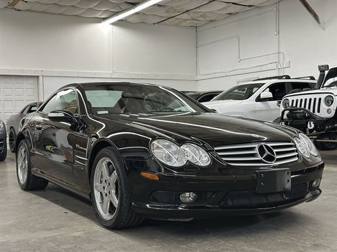 Used 2005 Mercedes-Benz SL 55 AMG image 8