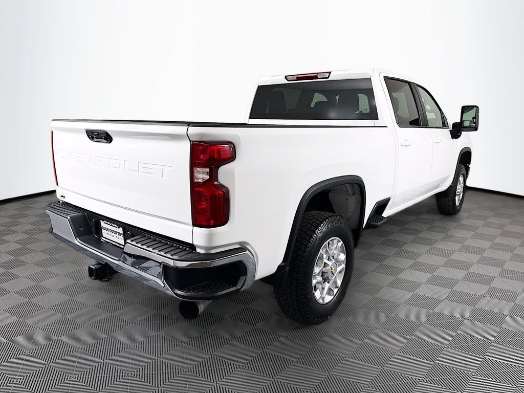 Used 2023 Chevrolet Silverado 2500 LT AWD/4WD image 7