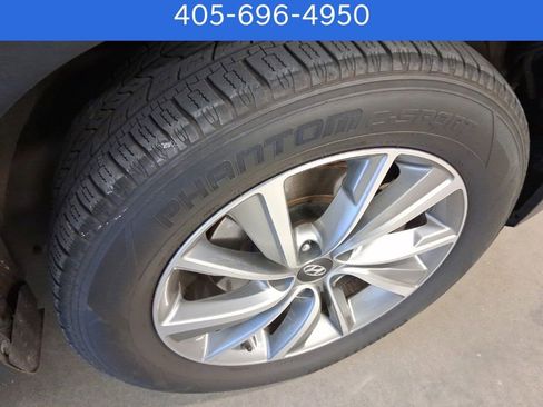 Used 2019 Hyundai Santa Fe Limited image 25