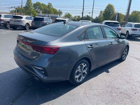 Used 2020 Kia Forte LXS FWD image 8