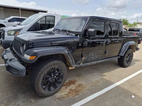 Used 2025 Jeep Gladiator Sport AWD/4WD image 5