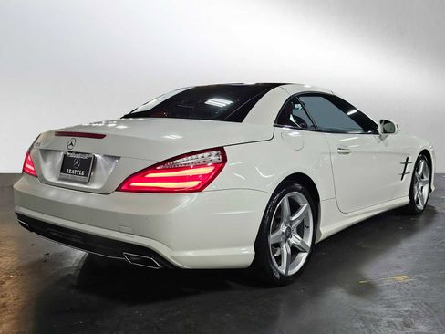 Used 2013 Mercedes-Benz SL 550 image 3
