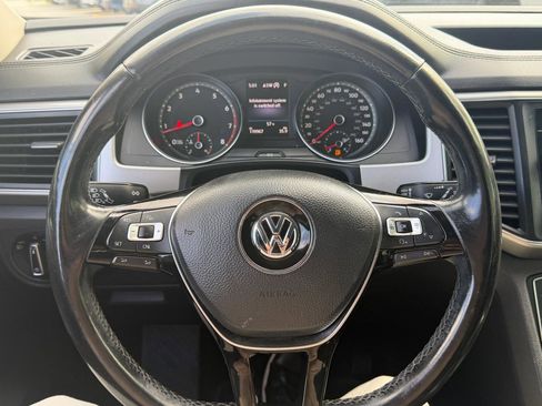Used 2018 Volkswagen Atlas SE FWD image 17