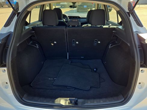 Used 2024 Nissan Kicks S FWD image 29