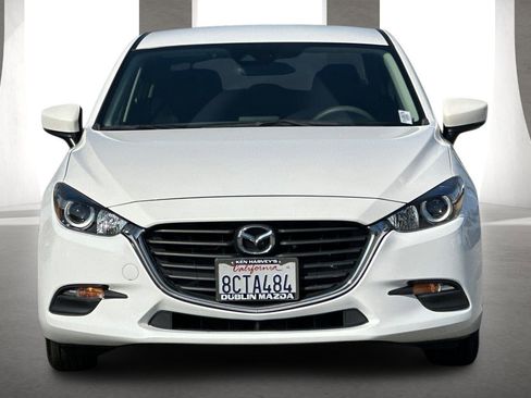 Used 2018 MAZDA MAZDA3 Sport w/ Preferred Equipment Package image 9