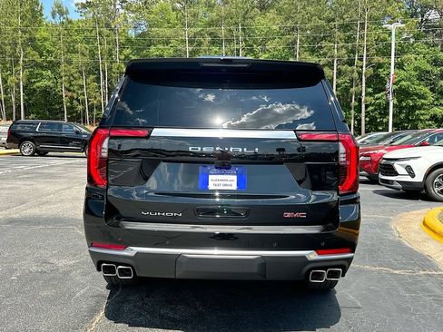 New 2026 GMC Yukon XL Denali w/ Denali Reserve Package AWD/4WD image 15
