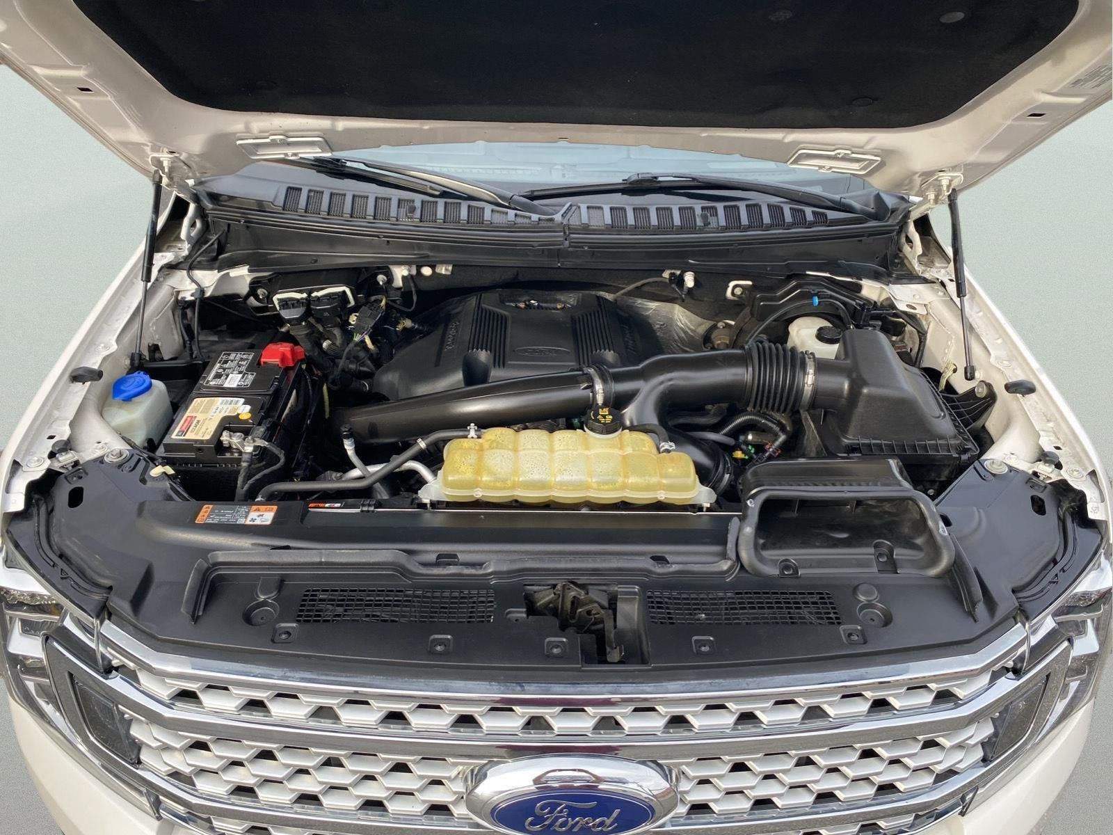 Used 2019 Ford Expedition Platinum AWD/4WD image 40