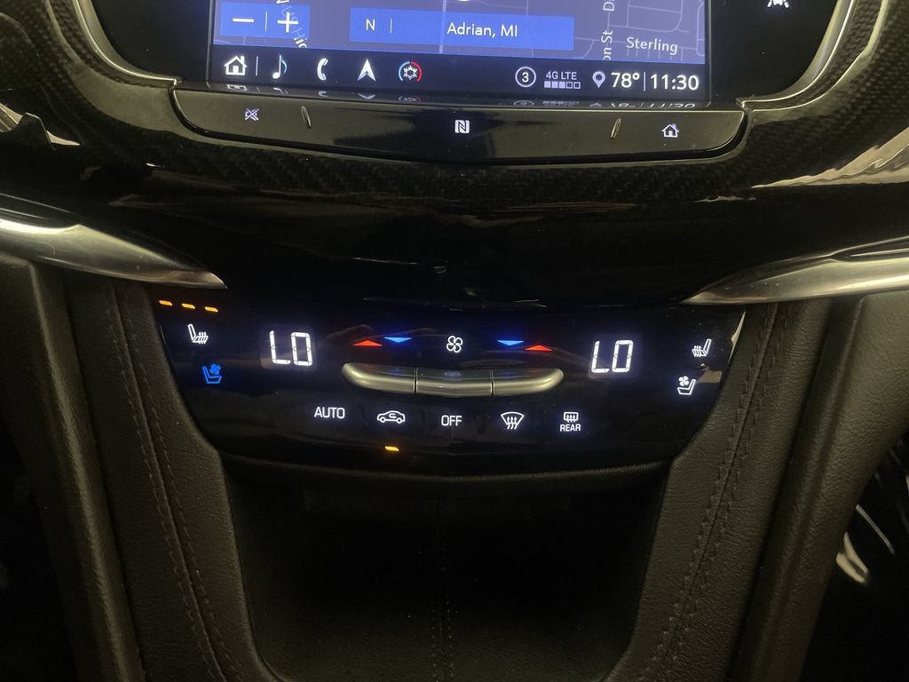 Used 2020 Cadillac XT6 Sport AWD/4WD image 12