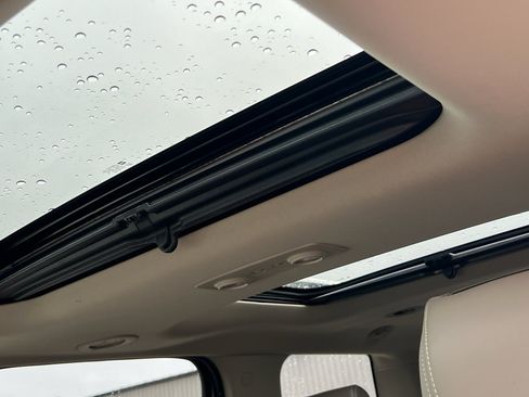 Used 2015 GMC Acadia Denali image 35