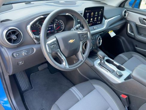 Certified 2024 Chevrolet Blazer LT w/ Convenience Package image 4