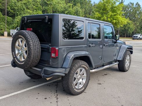 Used 2018 Jeep Wrangler Unlimited Sport AWD/4WD image 4