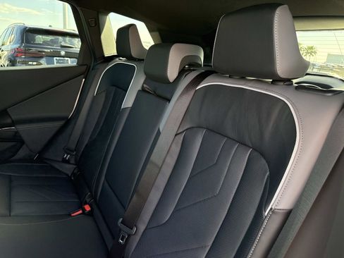 New 2026 BMW X3 xDrive30 w/ Premium Package AWD/4WD image 15