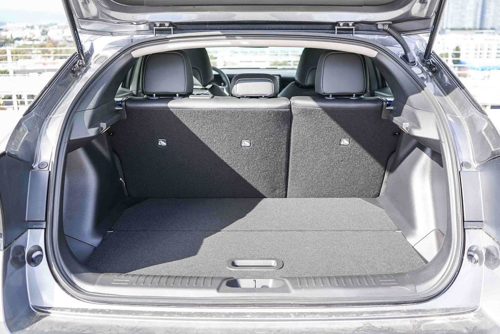 Used 2026 Nissan Leaf SV+ w/ Floor Mat Package (SV+) FWD image 12