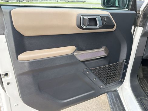 Used 2023 Ford Bronco Wildtrak image 10