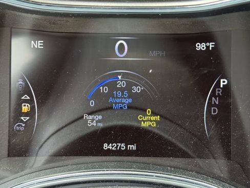 Used 2021 Jeep Grand Cherokee Laredo X RWD image 13