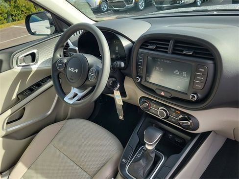 New 2025 Kia Soul LX image 8