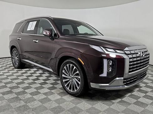 Used 2023 Hyundai Palisade Calligraphy image 4