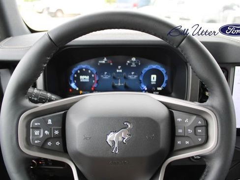 New 2025 Ford Bronco Badlands image 17