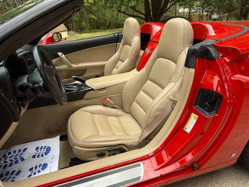 Used 2008 Chevrolet Corvette Convertible w/ Preferred Equipment Group image 53