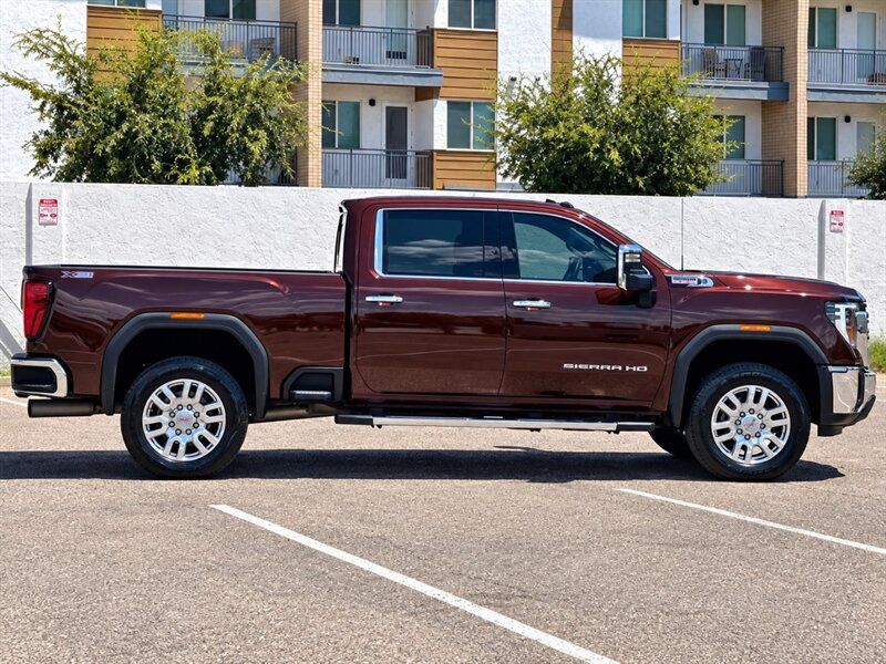 Used 2024 GMC Sierra 2500 SLT AWD/4WD image 3