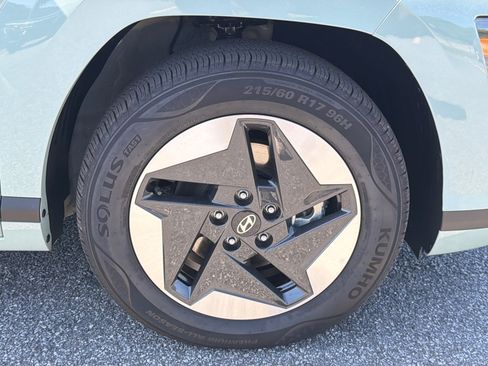 Used 2024 Hyundai Kona SEL FWD image 12