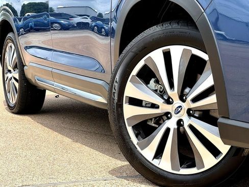 Used 2022 Subaru Ascent Limited AWD/4WD image 2