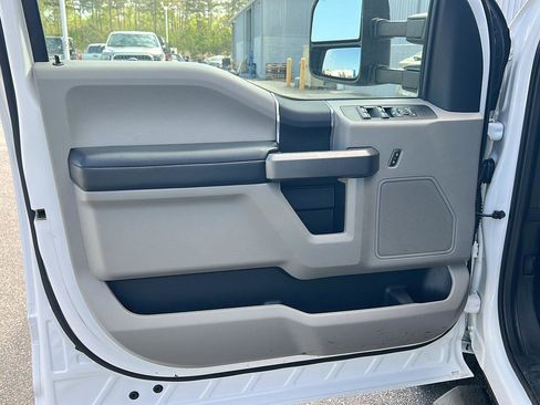 Used 2021 Ford F350 XLT AWD/4WD image 16