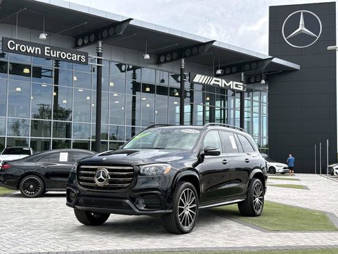 Certified 2026 Mercedes-Benz GLS 450 4MATIC image 1