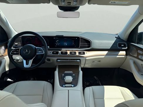 Used 2021 Mercedes-Benz GLS 450 4MATIC image 12
