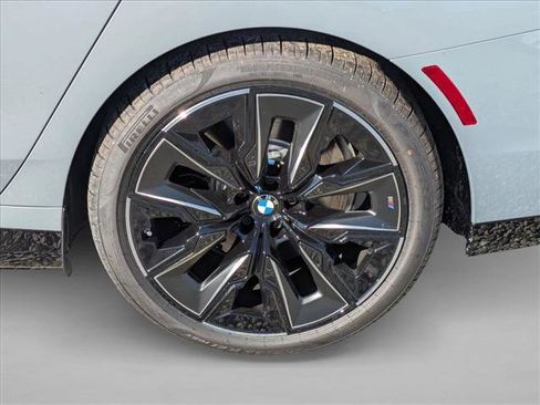 New 2026 BMW i7 eDrive50 image 10