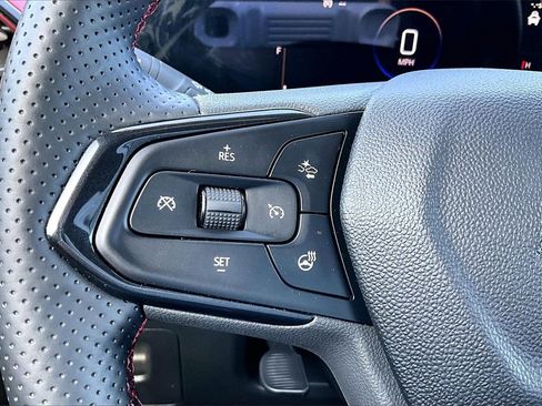 Used 2024 Chevrolet TrailBlazer RS w/ Driver Confidence Package image 16