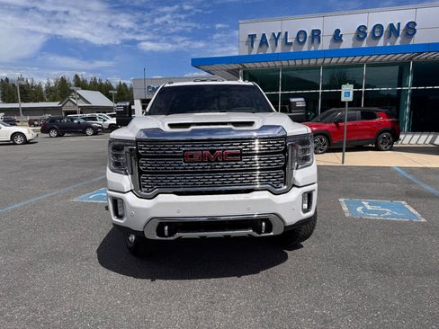 Used 2020 GMC Sierra 2500 Denali w/ Denali Ultimate Package AWD/4WD image 2