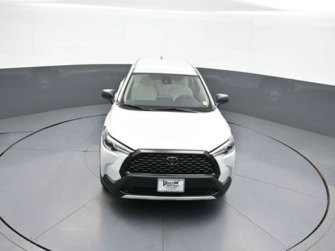 Certified 2022 Toyota Corolla Cross L AWD/4WD image 34