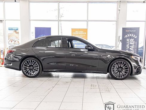 Used 2026 Mercedes-Benz E 53 AMG e 4MATIC Sedan image 9