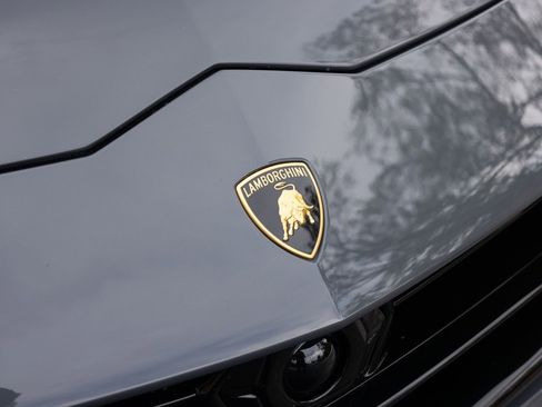 Used 2024 Lamborghini Urus S image 16