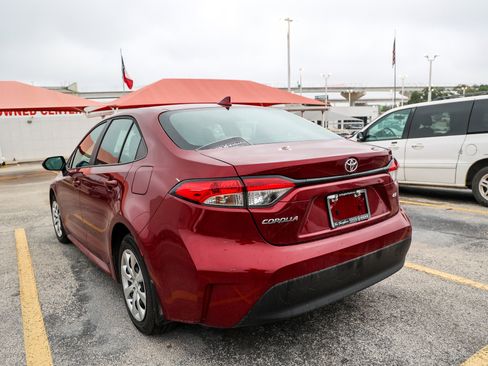 Used 2026 Toyota Corolla LE FWD image 10