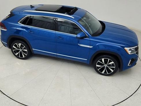 Used 2025 Volkswagen Atlas Cross Sport SEL Premium R-Line AWD/4WD image 75