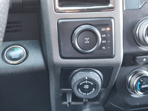 Used 2018 Ford F150 Raptor w/ Equipment Group 802A Luxury image 20