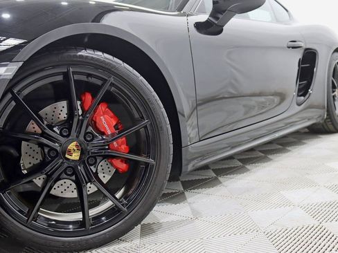 Used 2019 Porsche 718 Cayman S image 6