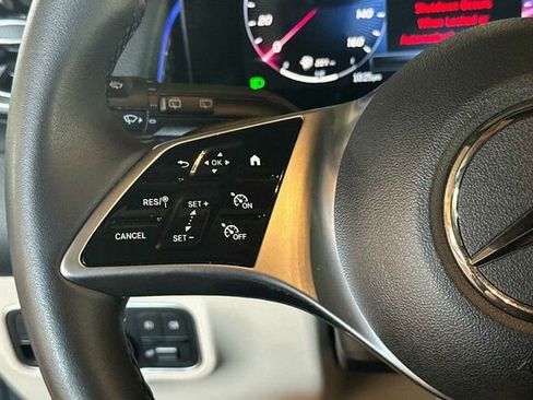 Used 2025 Mercedes-Benz GLB 250 image 29