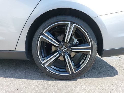 Used 2024 Honda Accord Sport image 36